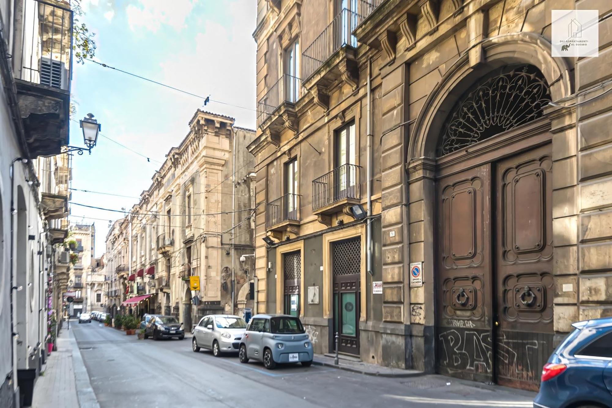 Gli Appartamenti Al Duomo 卡塔尼亚 外观 照片